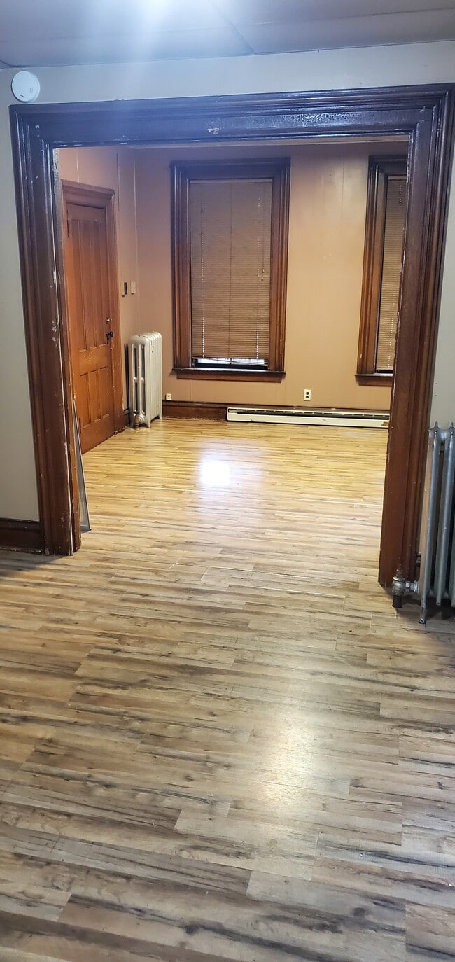 166 Main St Unit 1s