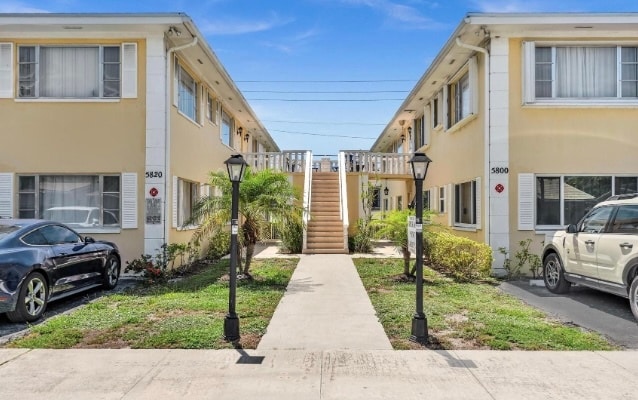 Building Photo - 5800 NE 22nd Way Unit #523 Rental