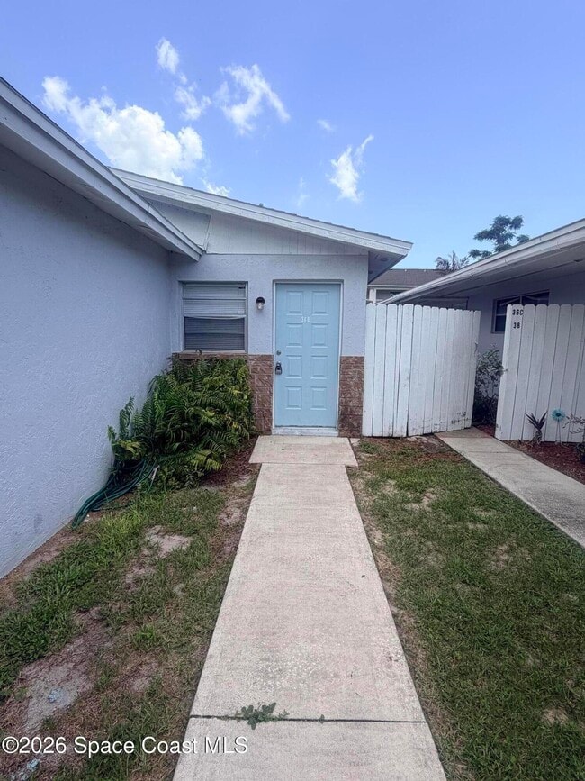 36 Elton St