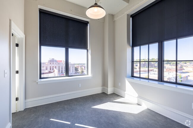 2BD, 2BA - 1,232SF - Bedroom