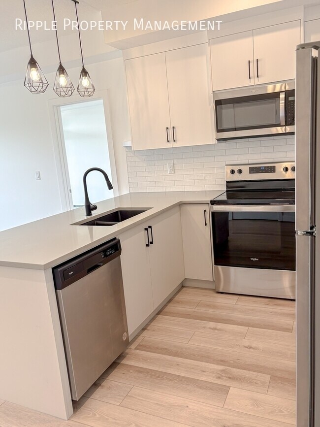 Photo - INCREDIBLE 2 BEDS/ 2 BATHS CONDO | SPRINGBANK HILL LIVING Unité 305