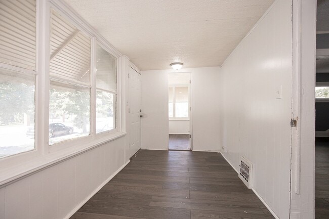 Photo - 2 BED 1 BATH SINGLE FAMILY HOME IN EUCLID!