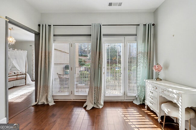 Photo - 2865 Lenox Rd NE Unit 111