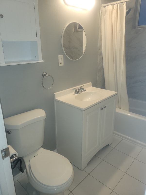 Photo - 8134 Comolette St