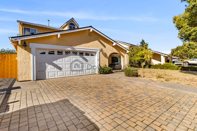 Photo - 229 Manley Ct