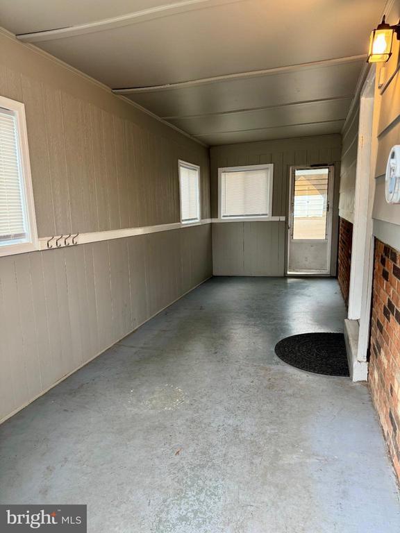 Photo - 8008 Noel St