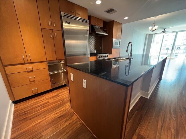 Photo - 1120 E Kennedy Blvd Unit 515