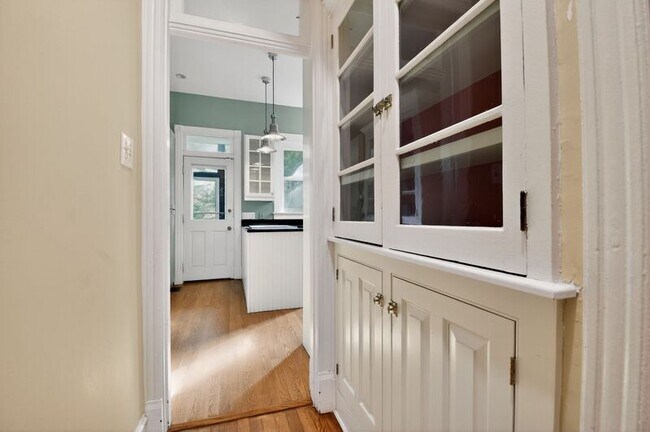 Photo - 1319 Massachusetts Ave SE