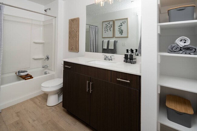 7th West at Midtown