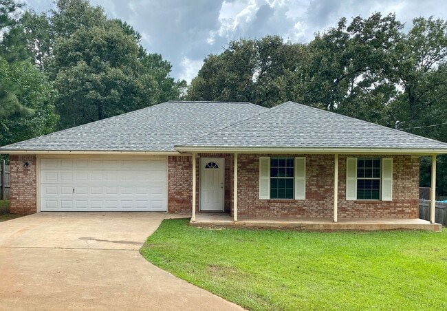 HOME AVAILABLE IN CENTRAL HEIGHTS!!! NO PE... - HOME AVAILABLE IN CENTRAL HEIGHTS!!! NO PE...