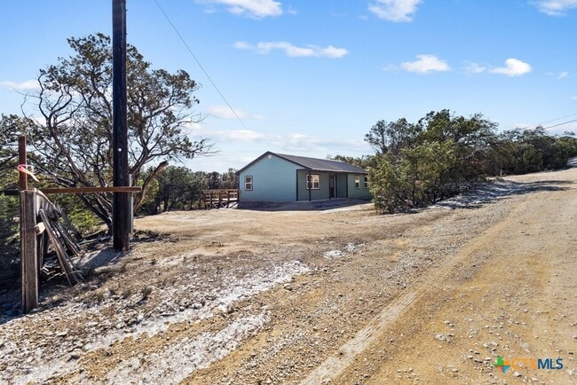 Photo - 380 Brushy Crk Trl