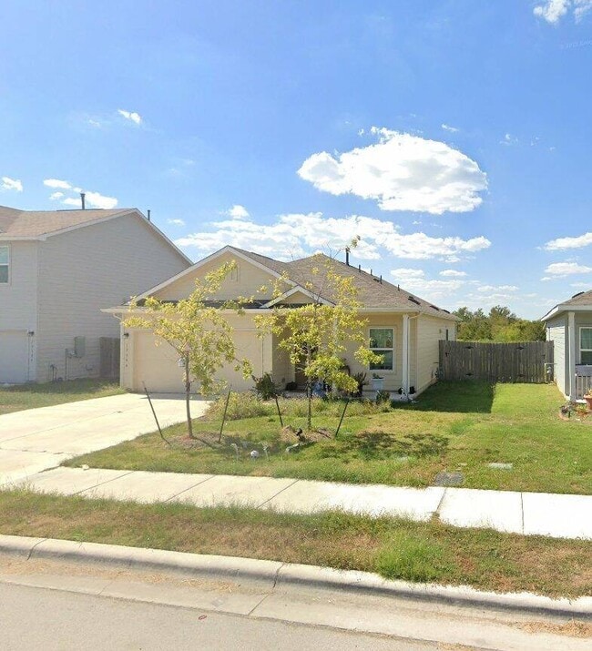 Front Yard - 13306 Mussel Run House