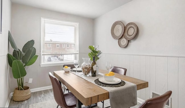 Photo - 7509 Durwood Rd