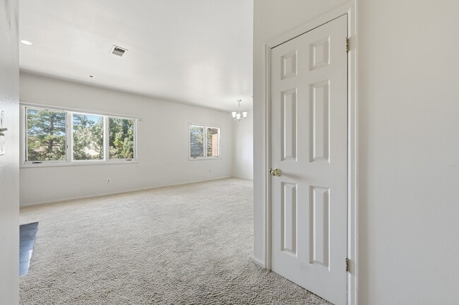 Photo - 4501 Regency Dr