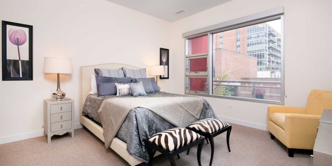 Photo - 1297 W Madison St