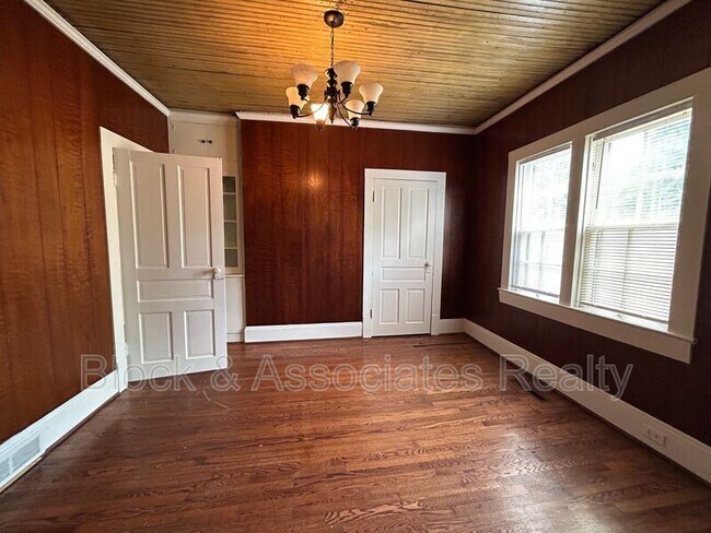 Photo - 311 Keating Dr