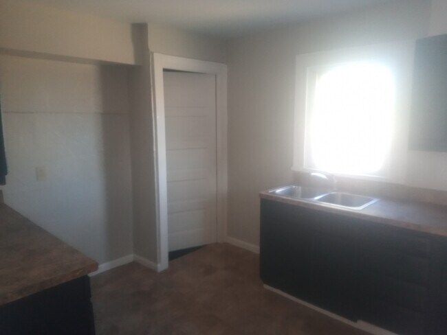 Photo - 535 Van Everett Ave