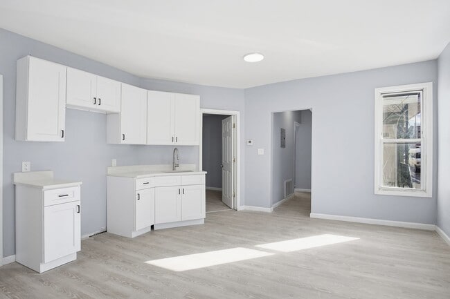 Photo - 156 Butler St Unit 1