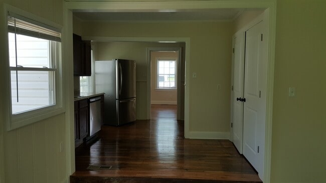 Photo - Pre-Leasing Now for Fall Semester 2026