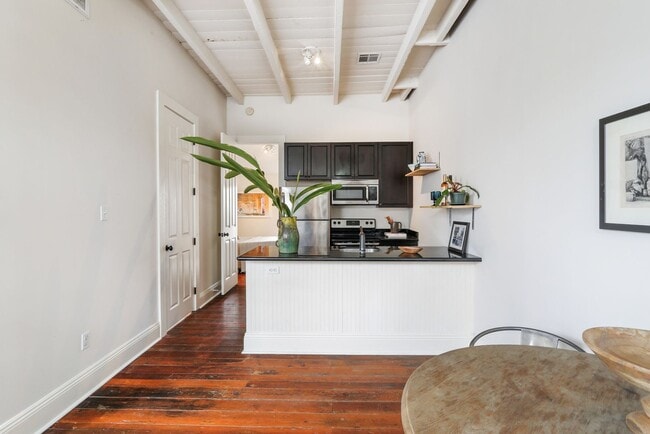 Photo - 1BD/1BA in Bywater, Central Air, W/D in Unit, Private Back Patio. Unit 3616