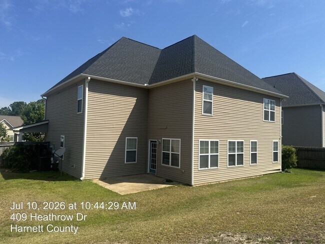 Photo - 394 Heathrow Drive