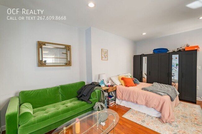 Photo - Washington Square West Studio Apartment