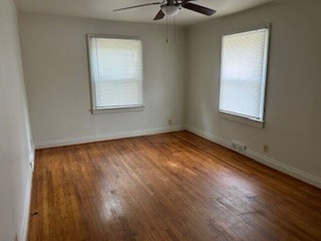 Photo - 1009 E Devonshire St