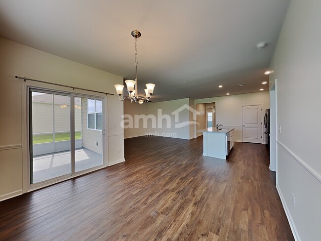 Photo - 304 Tessa Grace Wy