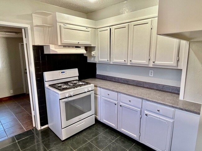 Photo - Great 3 Bedroom 1 Bathroom Home Near the Fairgrounds!