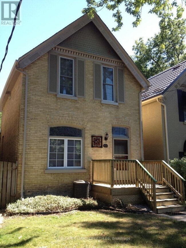 Photo - 303 Pall Mall St