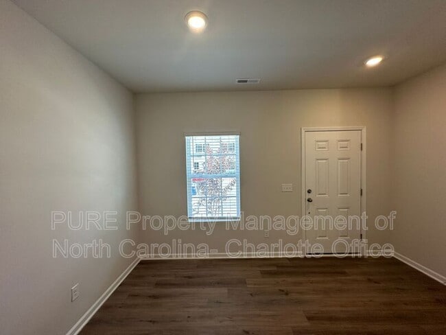 Photo - 1835 Autumn Mist Dr