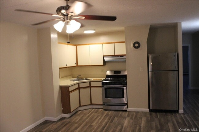 Building Photo - 1468 Minford Pl