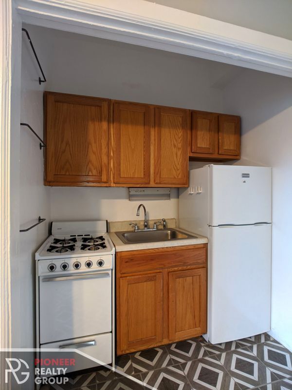 3831 N Fremont St Unit 215