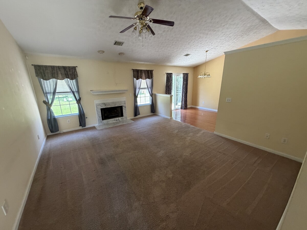 Photo - 105 Pleasant Ln