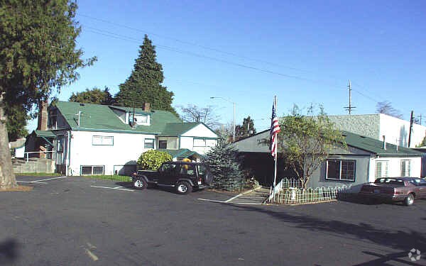 Photo - Cedar Shade Mobile Home Park