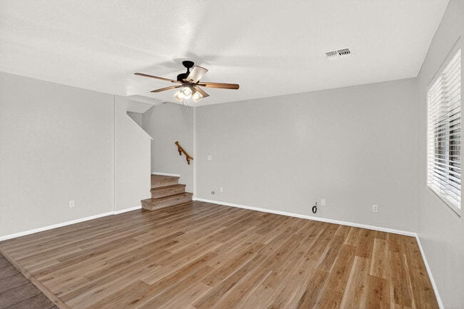 Photo - 41628 W Hillman Dr