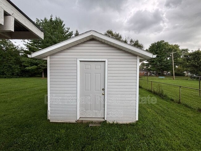 Photo - 272 Symmes Rd