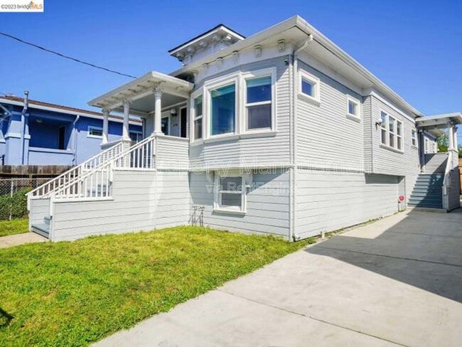 Building Photo - 3216 Market St