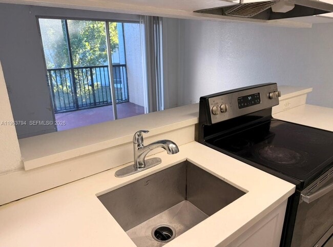 Photo - 4535 Treehouse Ln Unit F