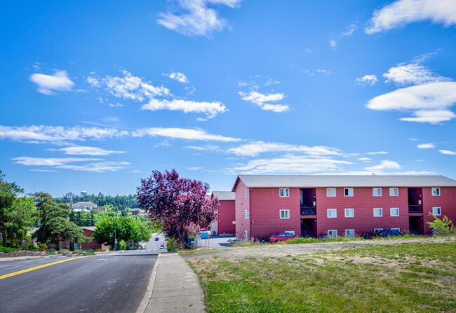 Building Photo - The Crimson Meadows Rental