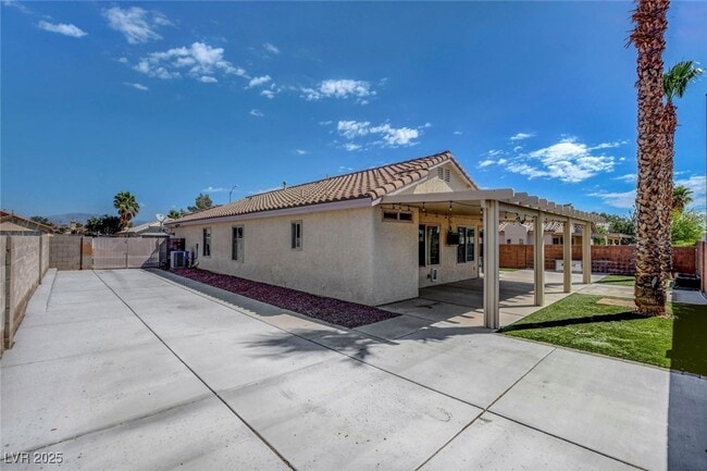 Building Photo - 7917 Quill Gordon Ave Rental