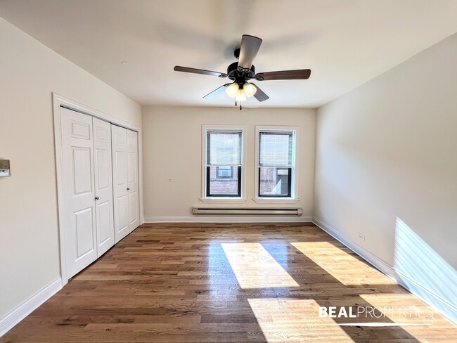 Building Photo - 817 W Cornelia Ave Unit Studio Rental