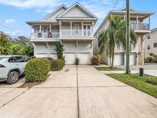 Building Photo - 6810 S Kissimmee St