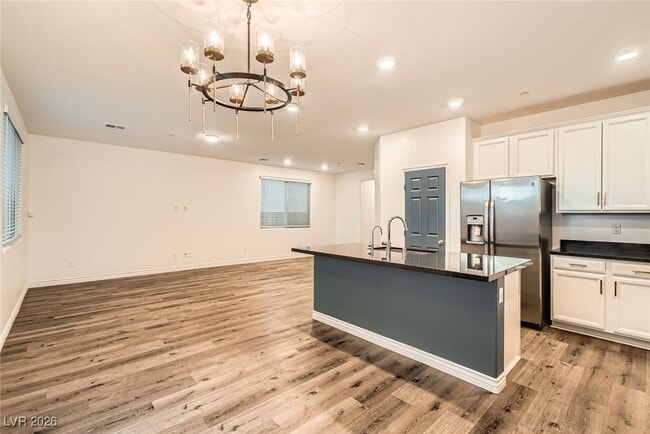 Photo - 1009 Bluebell Brook St