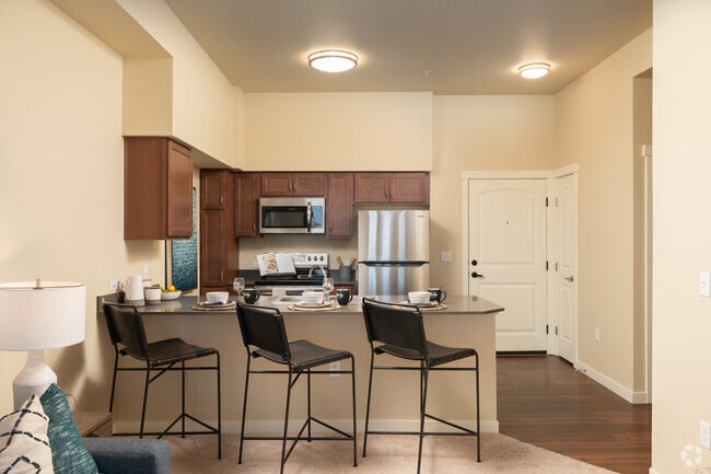2 bedroom, 1.5 bathroom, 840sf