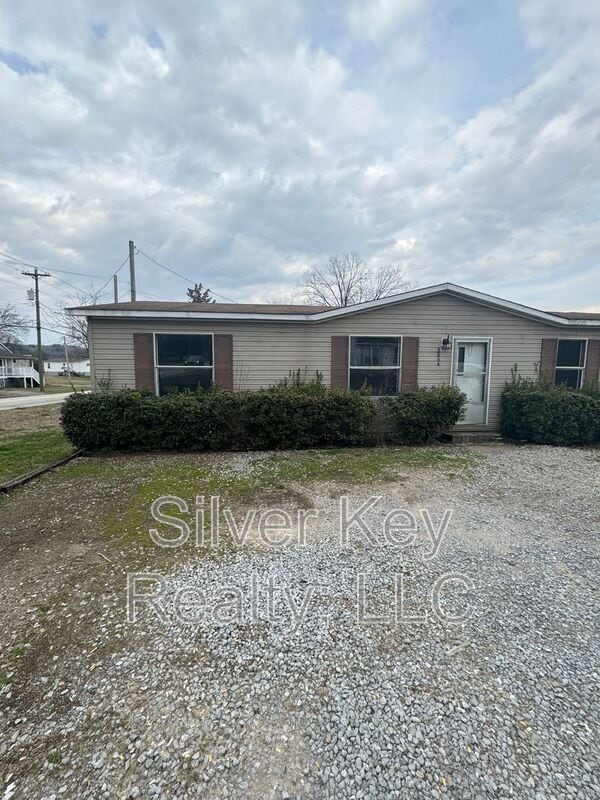 Building Photo - 901 Eastanallee Ave Unit A