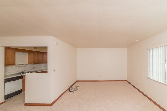 Photo - Craigdell Gardens