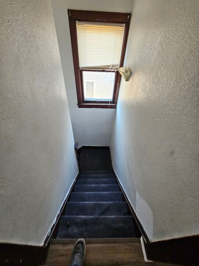 Photo - 407 1st St NE