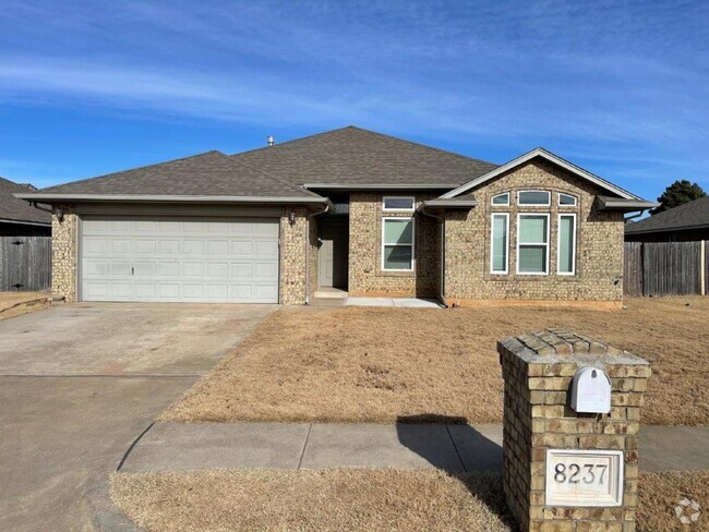 Building Photo - 4 bed in Putnam City Schools! Rental