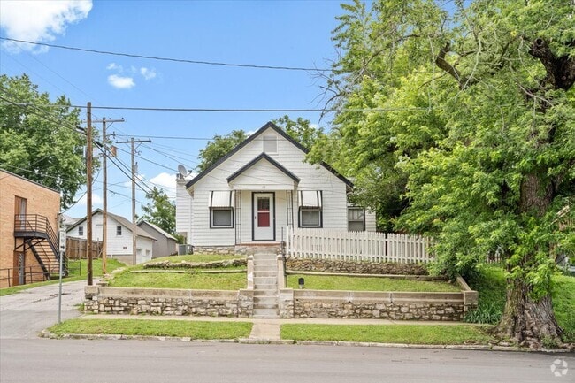 Building Photo - 711 S 5th St Rental